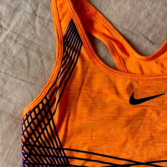 Nike Sports Bra - Picture 4 of 7